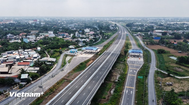 Cao tốc Bắc-Nam muốn thu phí phải có hệ thống giám sát điều hành giao thông. (Ảnh: Việt Hùng/Vietnam+) vnp-tram-thu-phi-cao-toc.jpg