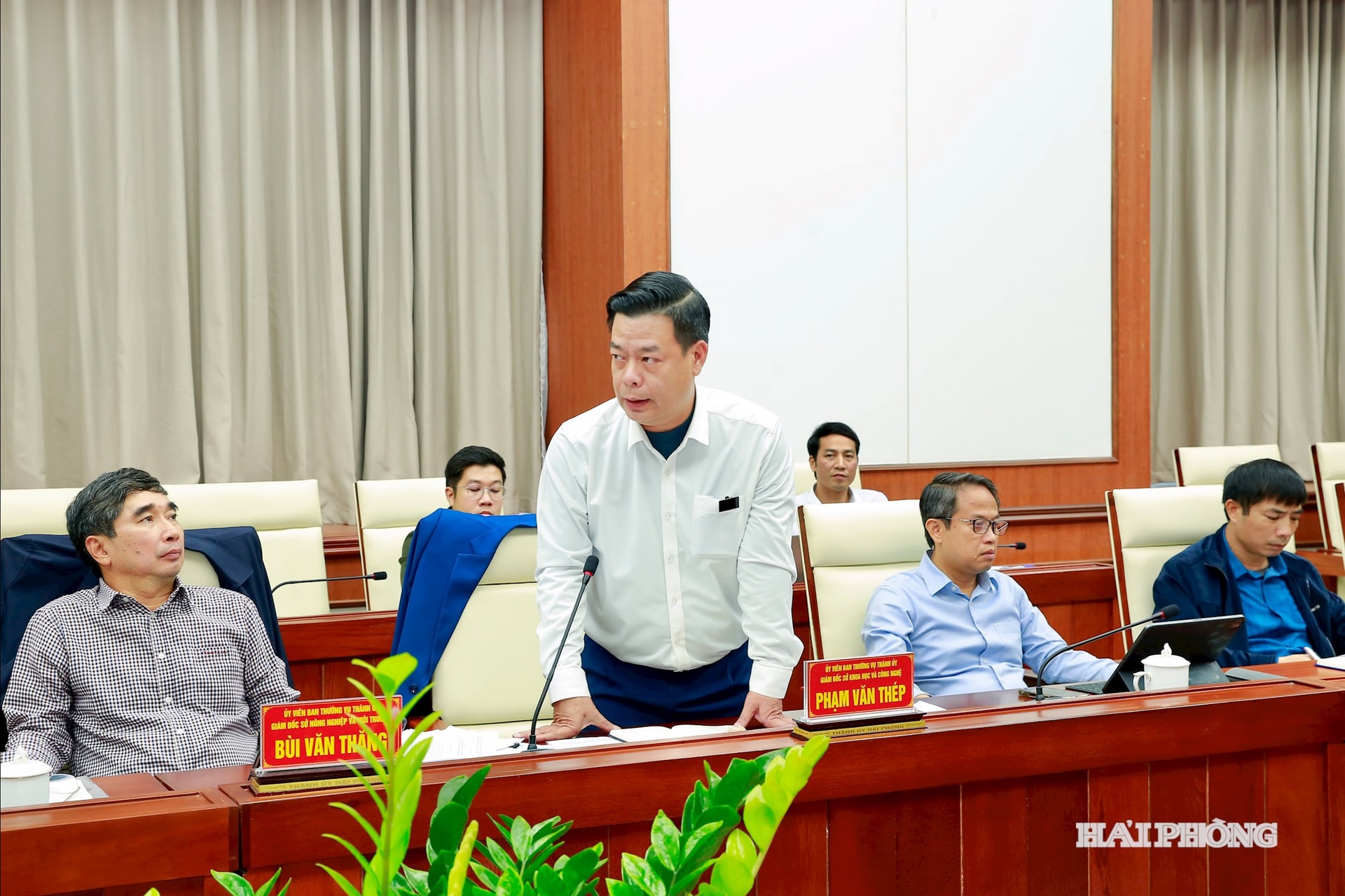 Đồng chí Phạm Văn Thép, Uỷ viên Ban Thường vụ Thành uỷ, Giám đốc Sở Khoa học và Công nghệ phát biểu