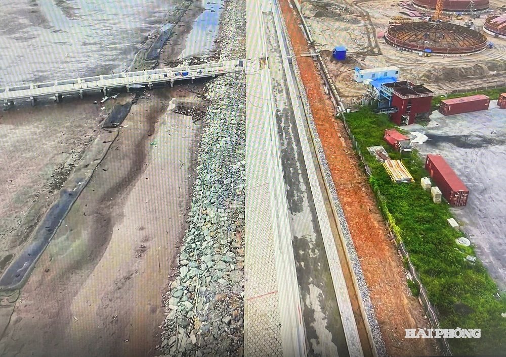 ខាងត្បូង-dinh-vu