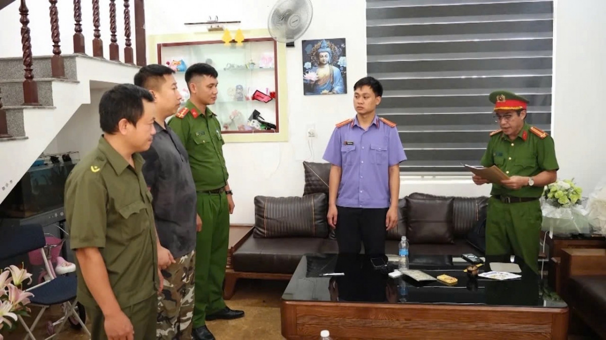 phá ổ nhóm cho vay với lãi suất 644 năm ở quảng trị hình ảnh 1 pha o nhom cho vay voi lai suat 644 nam o quang tri hinh anh 1