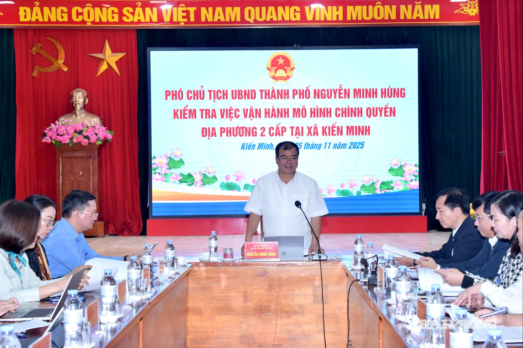 Đồng chí Nguyễn Minh Hùng, Phó chủ tịch UBND thành phố phát biểu kết luận cuộc kiểm tra
