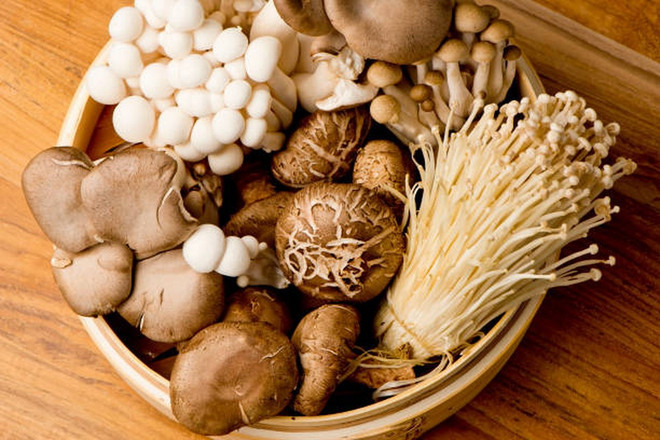 Tiêu thụ nấm đều đặn giúp giảm nguy cơ Parkinson, Alzheimer, đột quỵ và ung thư. (Ảnh: iStock) cac-loai-nam.jpg