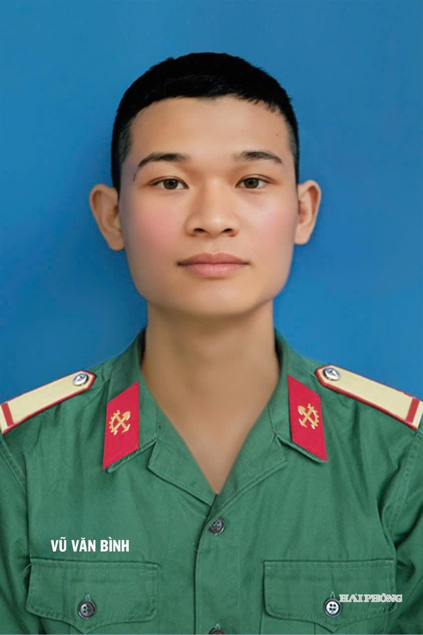 Hạ sĩ Vũ Văn Bình