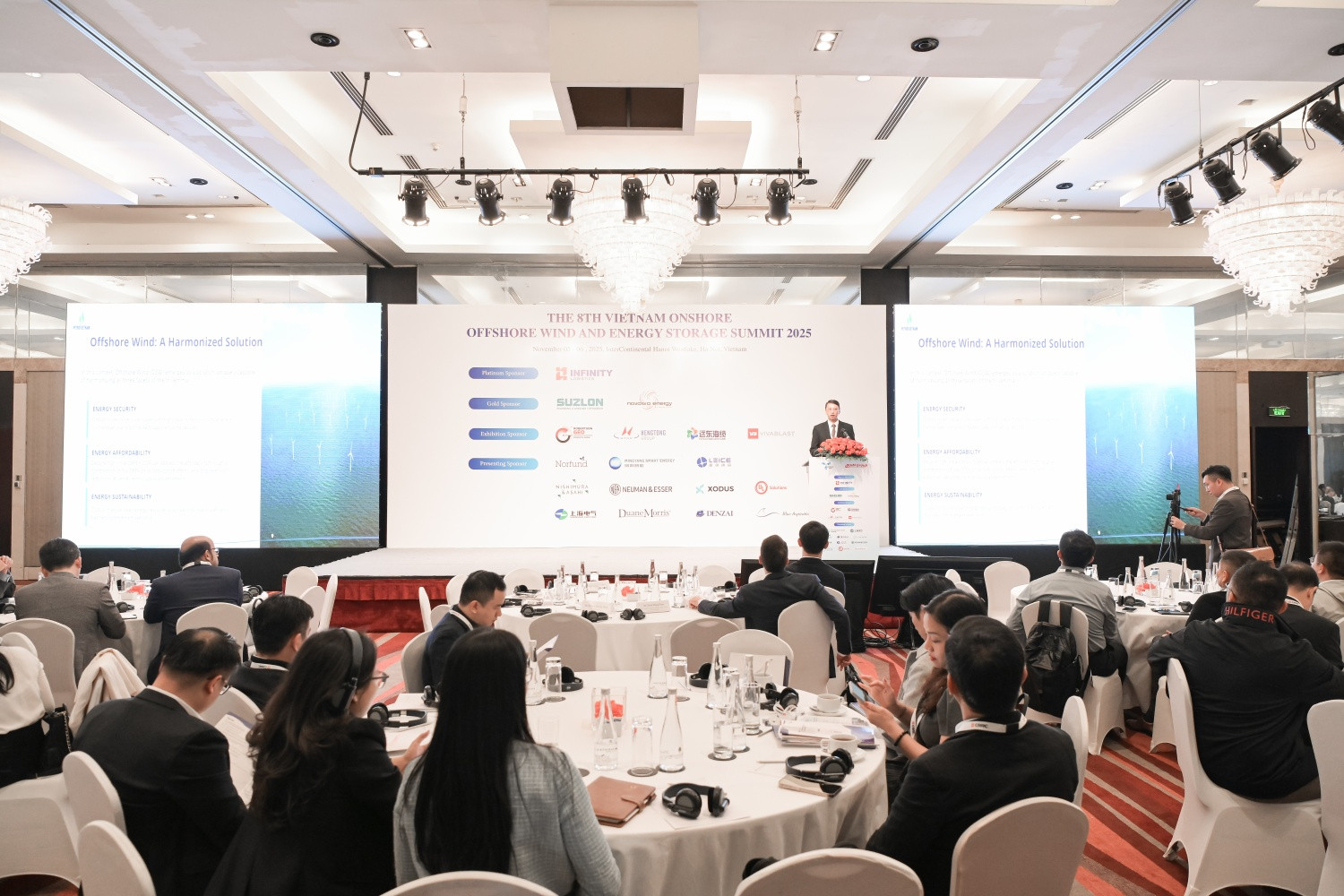 Petrovietnam khẳng định vai trò tiên phong trong phát triển điện gió ngoài khơi Việt Nam - Ảnh 1. Petrovietnam khẳng định vai trò tiên phong trong phát triển điện gió ngoài khơi Việt Nam - Ảnh 1.