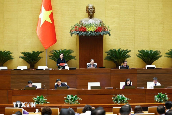 Phó Chủ tịch Quốc hội Nguyễn Thị Thanh phát biểu. (Ảnh: Doãn Tấn/TTXVN) ttxvn-chanh-an-toa-an-nhan-dan-toi-cao-nguyen-van-quang-tuyen-the-nham-chuc-1011-3.jpg