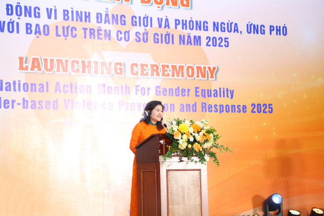 Thứ trưởng Bộ Nội vụ Nguyễn Thị Hà phát biểu tại lễ phát động. (Ảnh: PV/Vietnam+) phatdong1.jpg