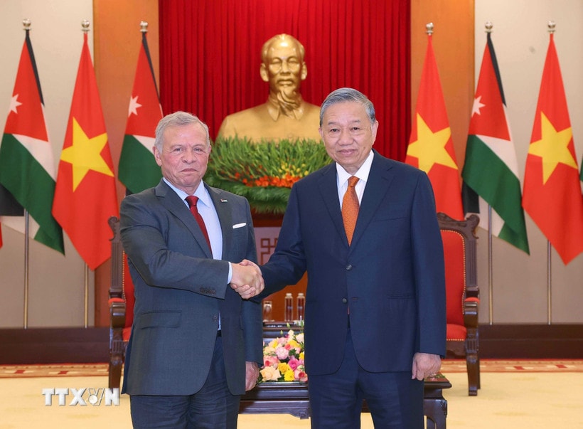 Tổng Bí thư Tô Lâm tiếp Quốc vương Jordan Abdullah II bin Al Hussein. (Ảnh: Văn Điệp/TTXVN)