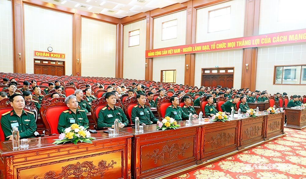 Các đại biểu dự bế mạc hội thi.