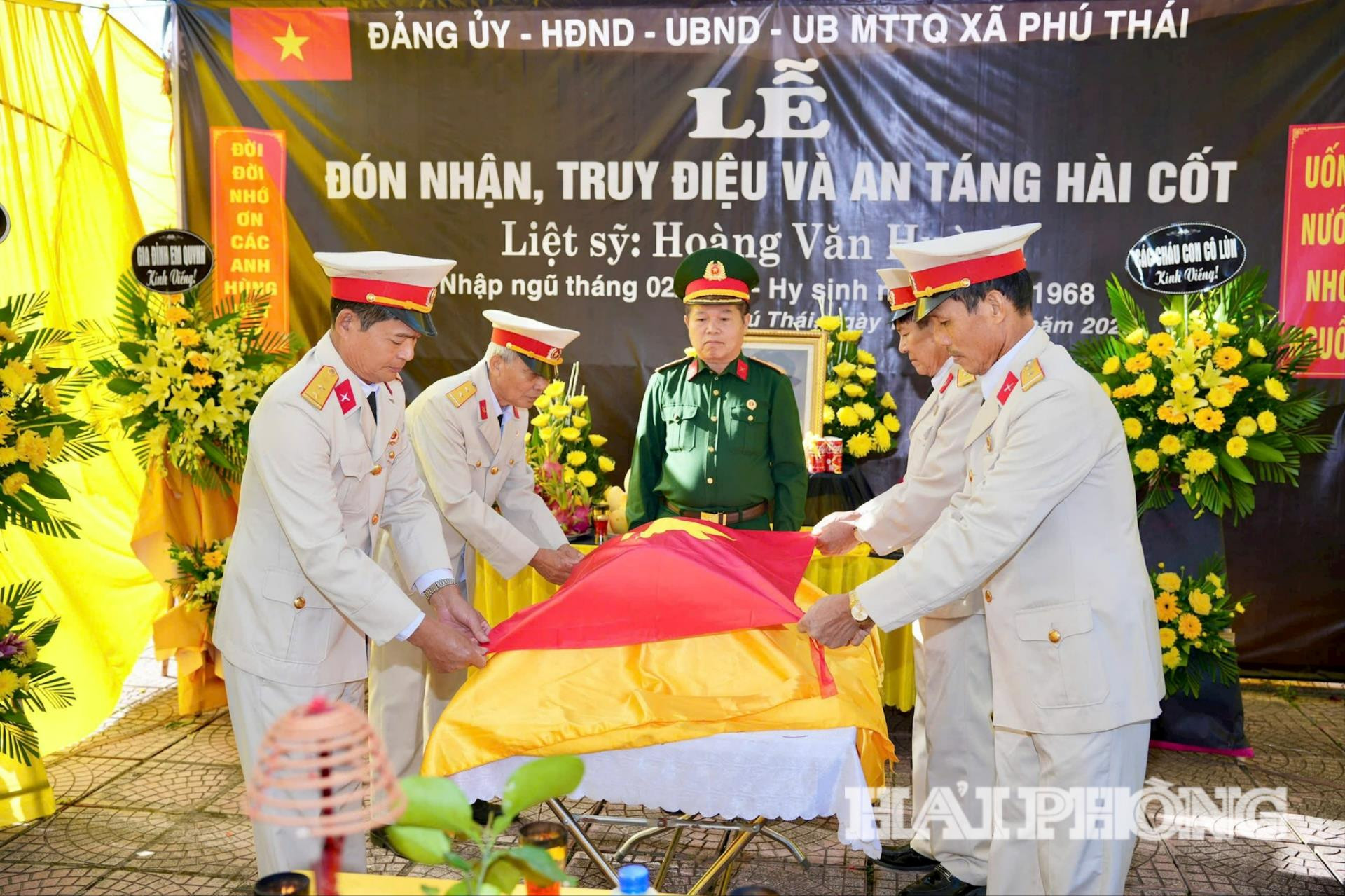 don-hai-cot-liet-si(1).jpg