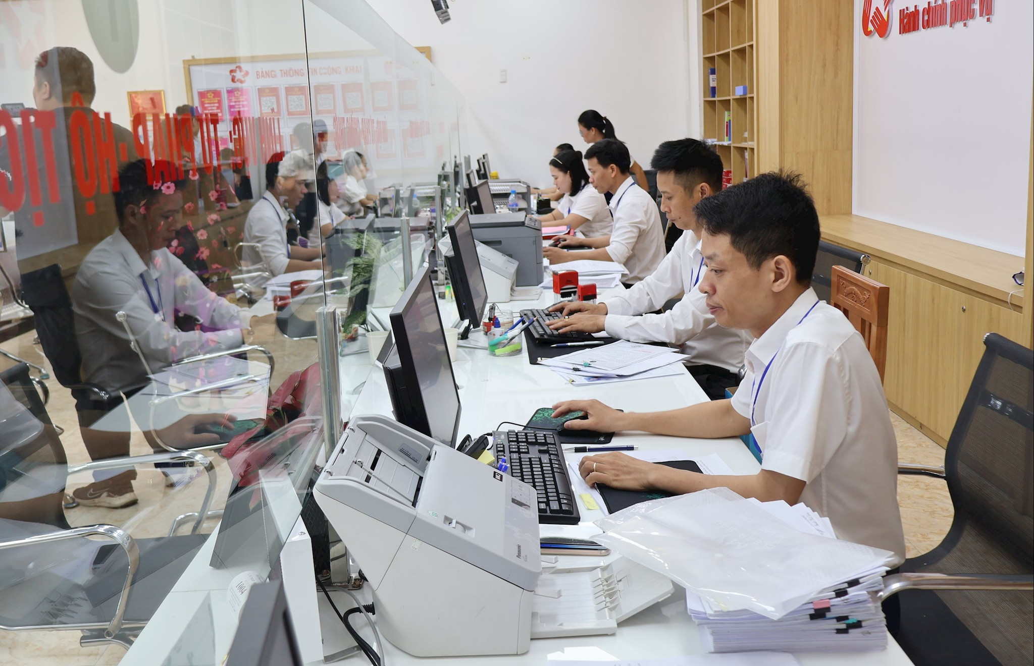 Đến nay, tỷ lệ tái sử dụng thông tin, dữ liệu số hóa hồ sơ thủ thủ tục hành chính toàn thành phố đạt 78,35%, cao hơn nhiều so với chỉ tiêu đề ra là trên 50%.