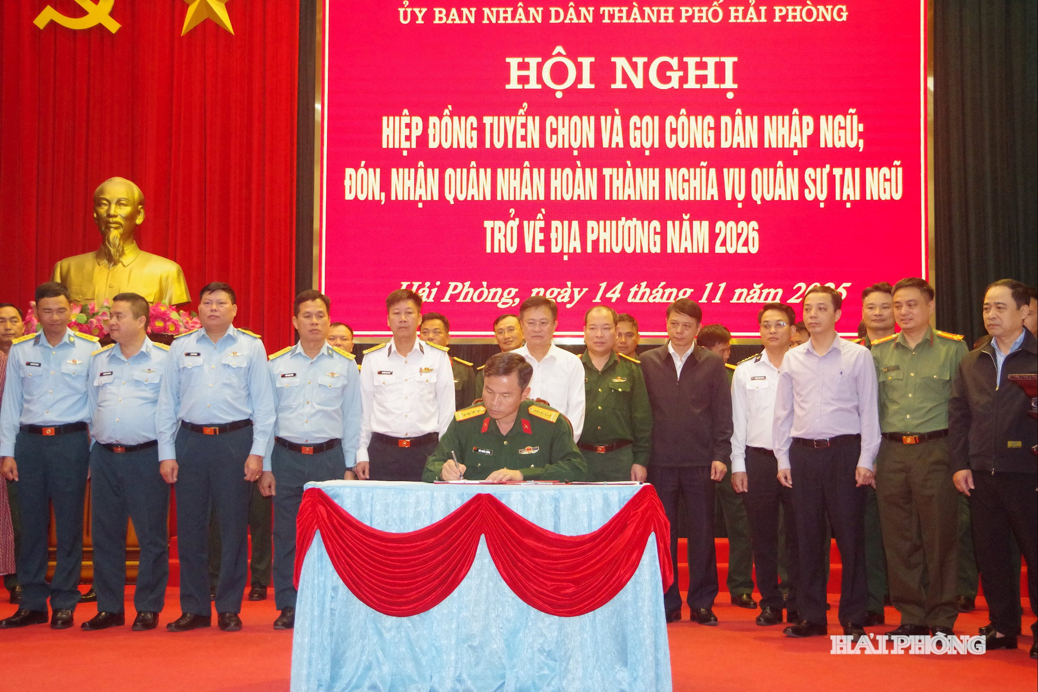 giao-nhan-quan