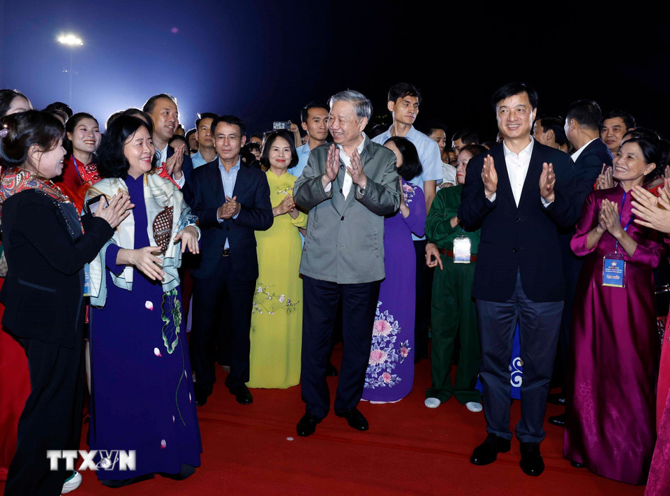 tong-bi-thu-to-lam-du-ngay-hoi-dai-doan-ket-toan-dan-toc-tai-phuong-thuong-cat-ha-noi-8408711-3.jpg