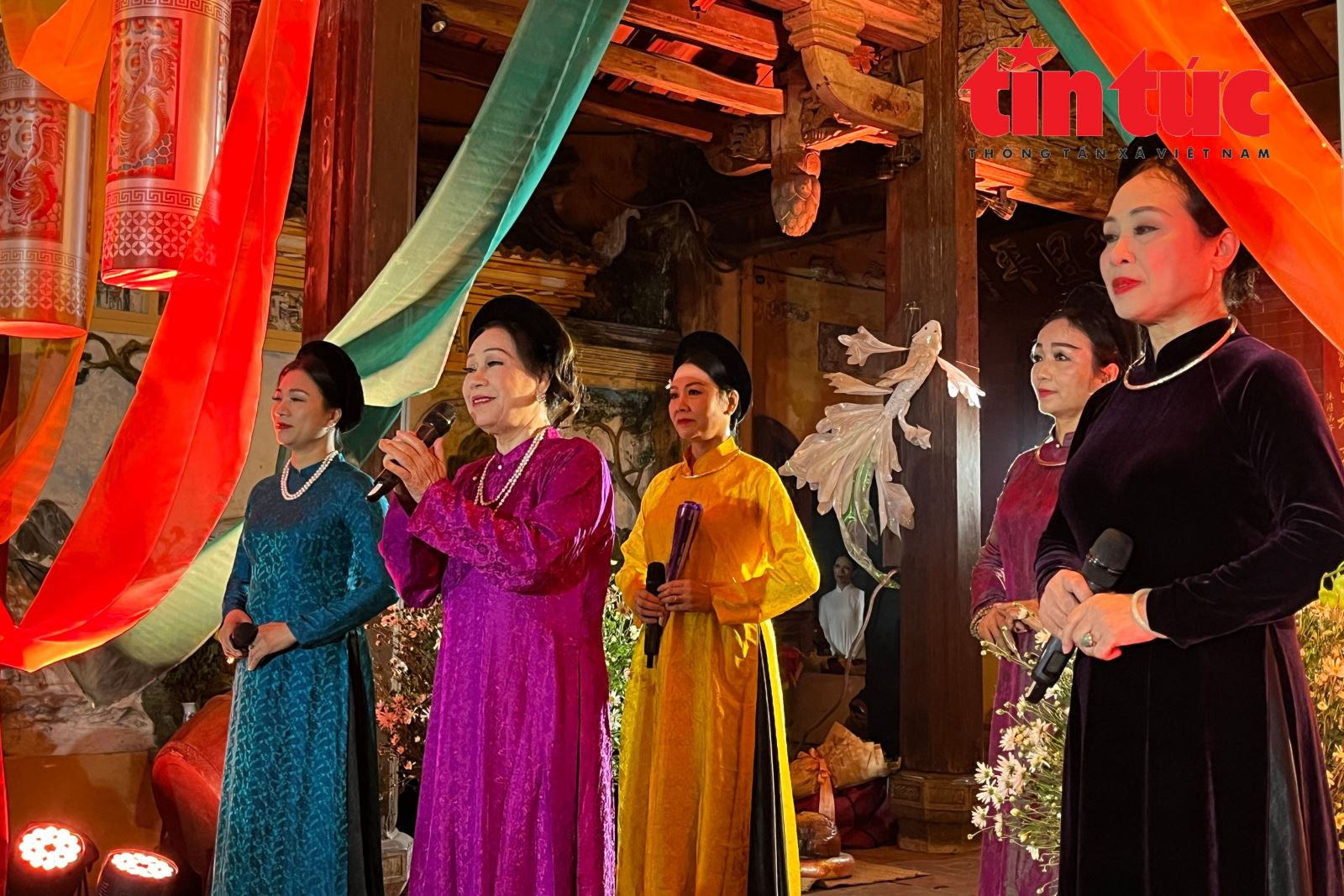 Chú thích ảnh
