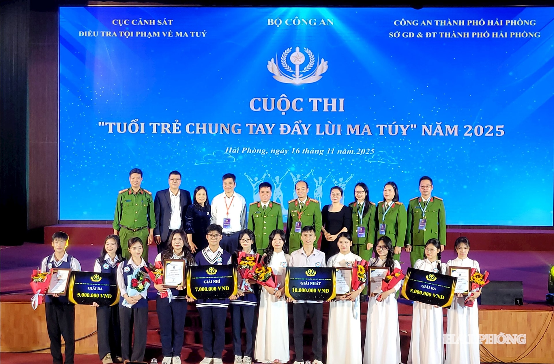cuoc-thi9.jpg