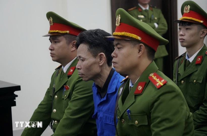 Bị cáo Cao Văn Hùng tại phiên tòa. (Ảnh: Kim Anh/TTXVN)