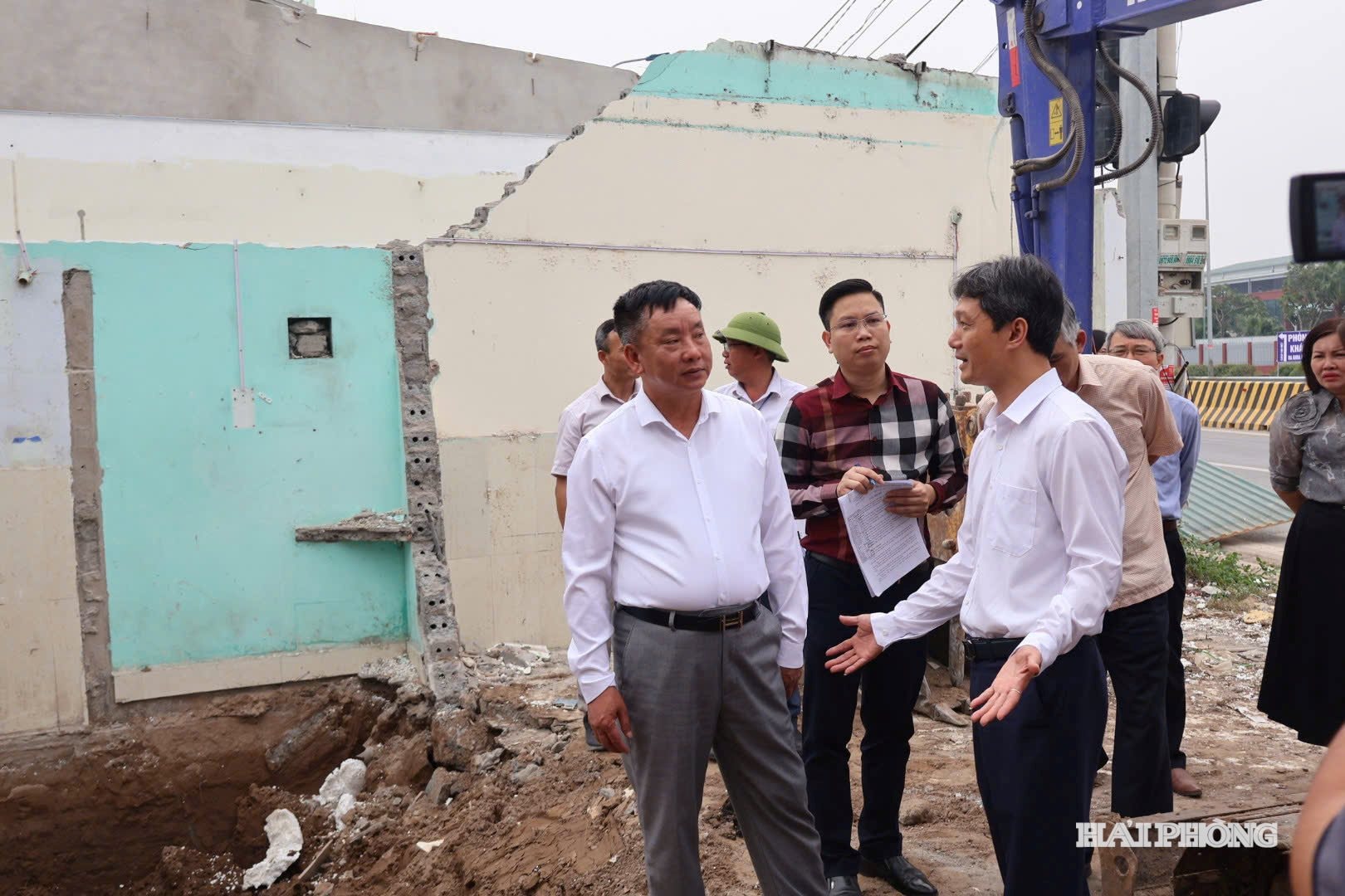 বিনিয়োগ প্রকল্প পরিদর্শন (2)