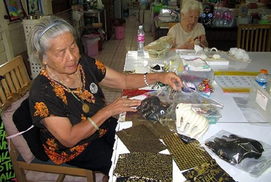 nguoi-cao-tuoi-thai-lan(1).png