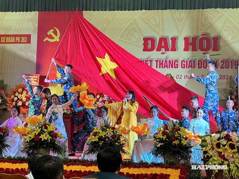 Hoạt động văn hóa, văn nghệ, thể dục, thể thao trong các đơn vị được đẩy mạnh qua các phong trào thi đua.
