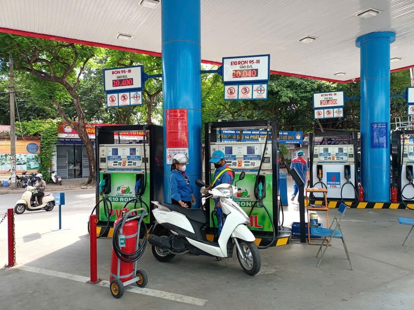 PVOIL đang tiếp tục nâng cấp, chuyển đổi và phát triển điểm bán xăng E10; sẵn sàng thực hiện lộ trình sử dụng xăng E10 từ ngày 01/01/2026. (Ảnh: CTV/Vietnam+)