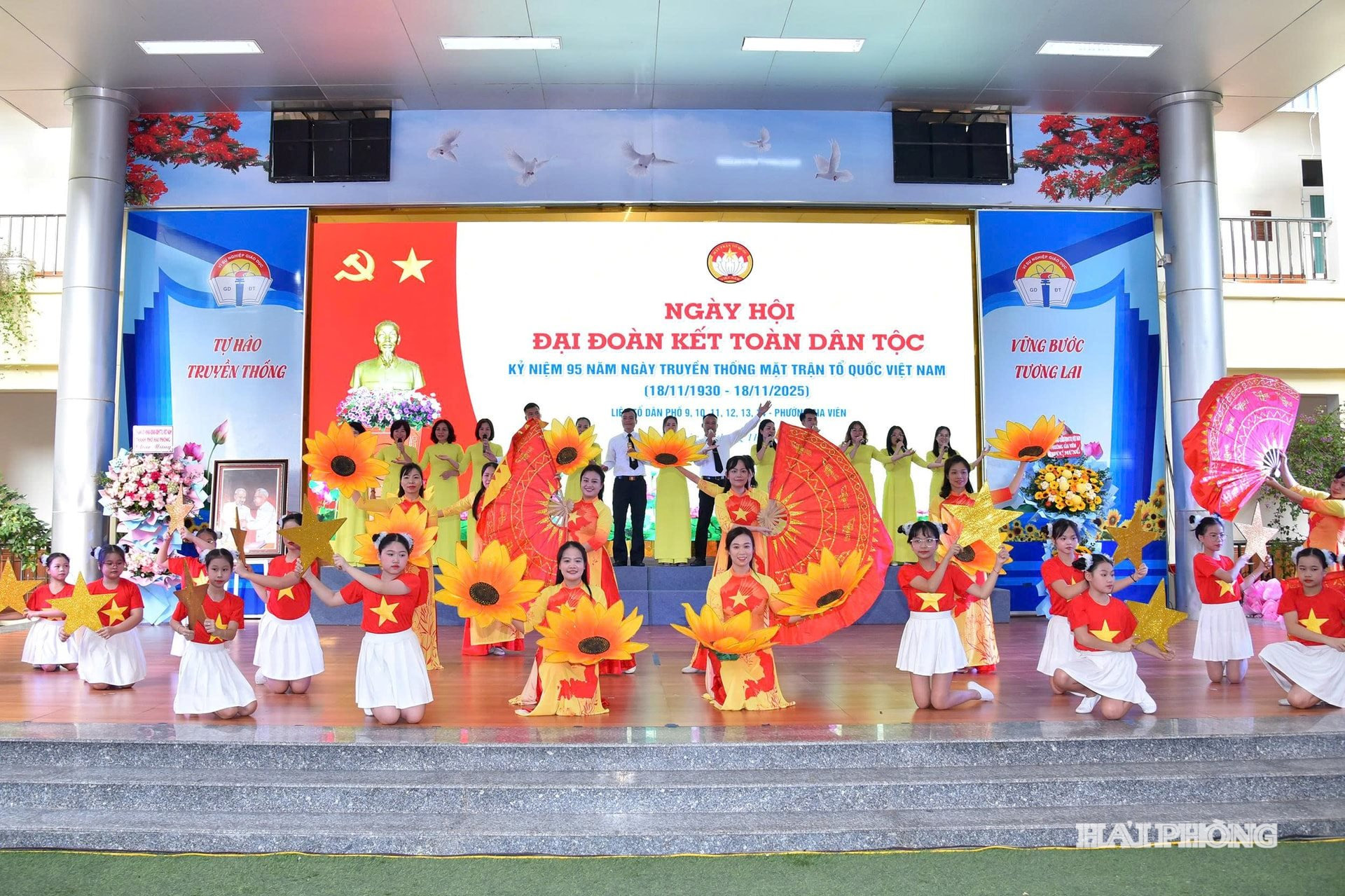 van-ngh-phuong-gia-vien.jpg