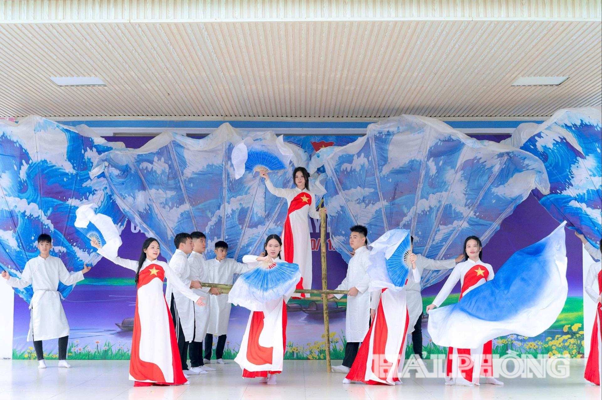 van-nghe(1).jpg