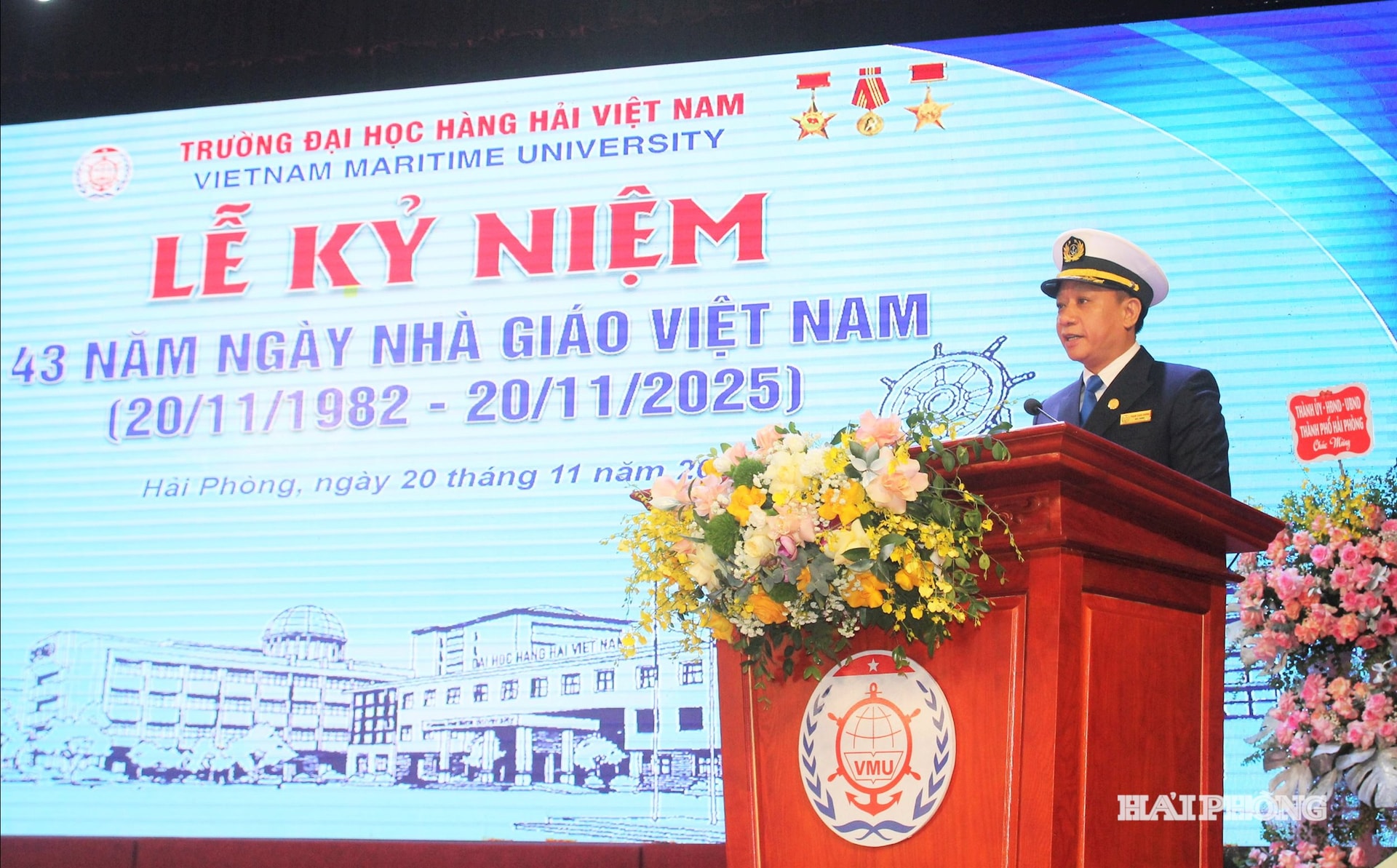 Phó giáo sư, iến sĩ Phạm Xuân Dương, Hiệu trưởng Trường Đại học Hàng hải Việt Nam phát biểu tại lễ kỷ niệm.