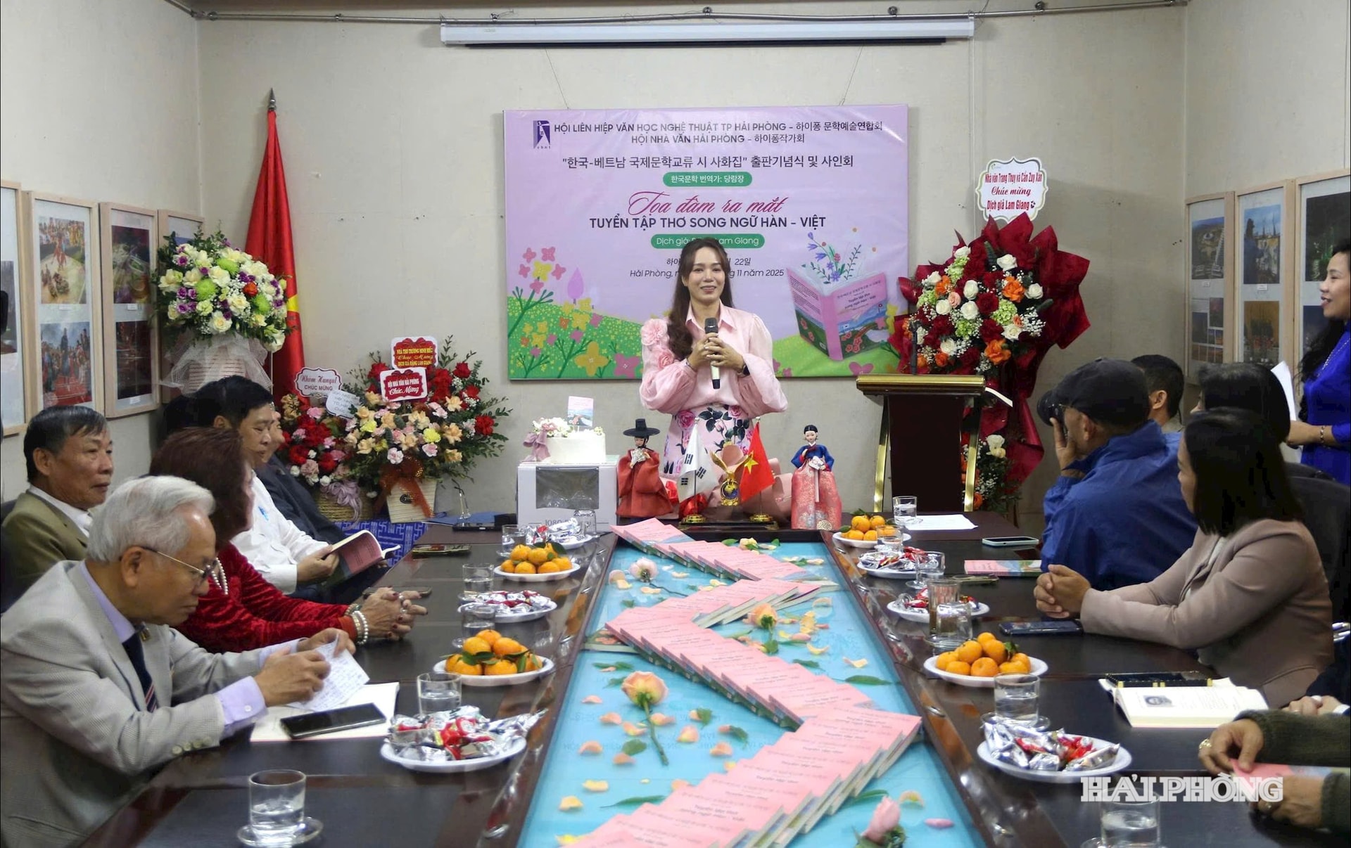 អ្នកបកប្រែ Dang Lam Giang បានចែករំលែកអារម្មណ៍នៅក្នុងកម្មវិធី