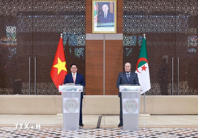 ttxvn-thu-tuong-pham-minh-chinh-va-thu-tuong-algeria-sifi-ghrieb-hop-bao-chung-24.jpg