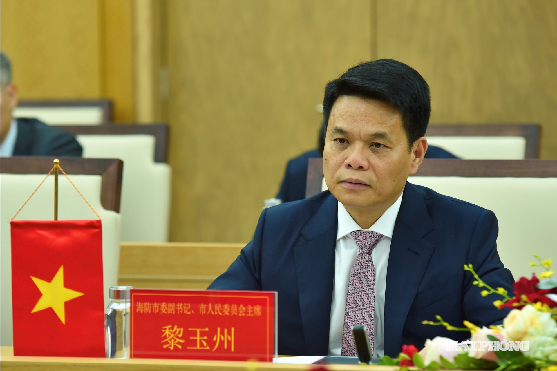 Đồng chí Lê Ngọc Châu, Phó bí thư Thành uỷ, Chủ tịch UBND thành phố tiếp, làm việc với Đoàn đại biểu Khu tự trị dân tộc Choang, Quảng Tây, Trung Quốc.