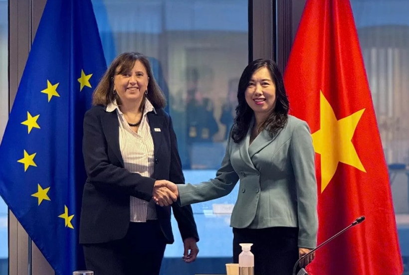 Thứ trưởng Ngoại giao Lê Thị Thu Hằng và bà Paola Pampaloni, Quyền Tổng Vụ trưởng Tổng vụ châu Á-Thái Bình Dương của EEAS đồng chủ trì Phiên họp lần 6 Ủy ban hỗn hợp Việt Nam-EU. (Nguồn: Báo Quốc tế)