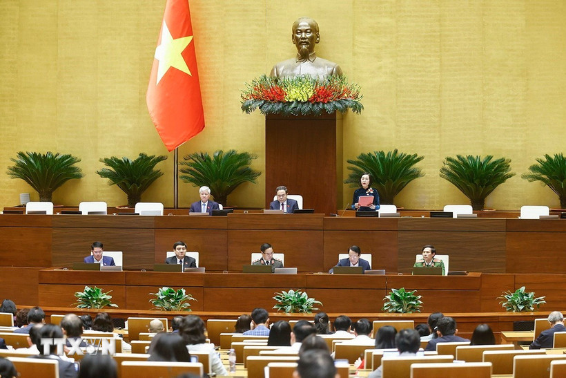 Quốc hội làm việc tại nghị trường. (Ảnh: Doãn Tấn/TTXVN)
