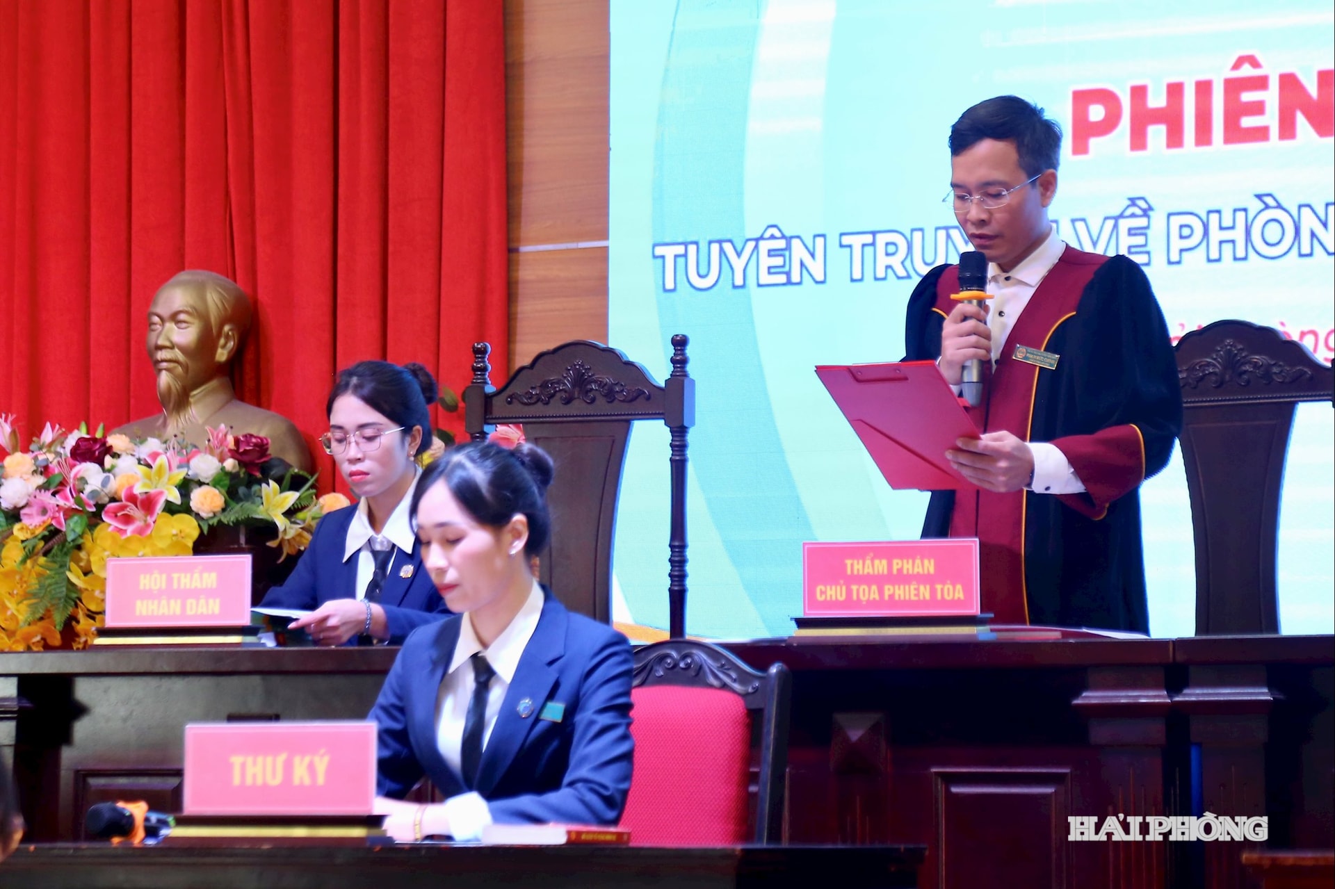mua-ban-nguoi3.jpg