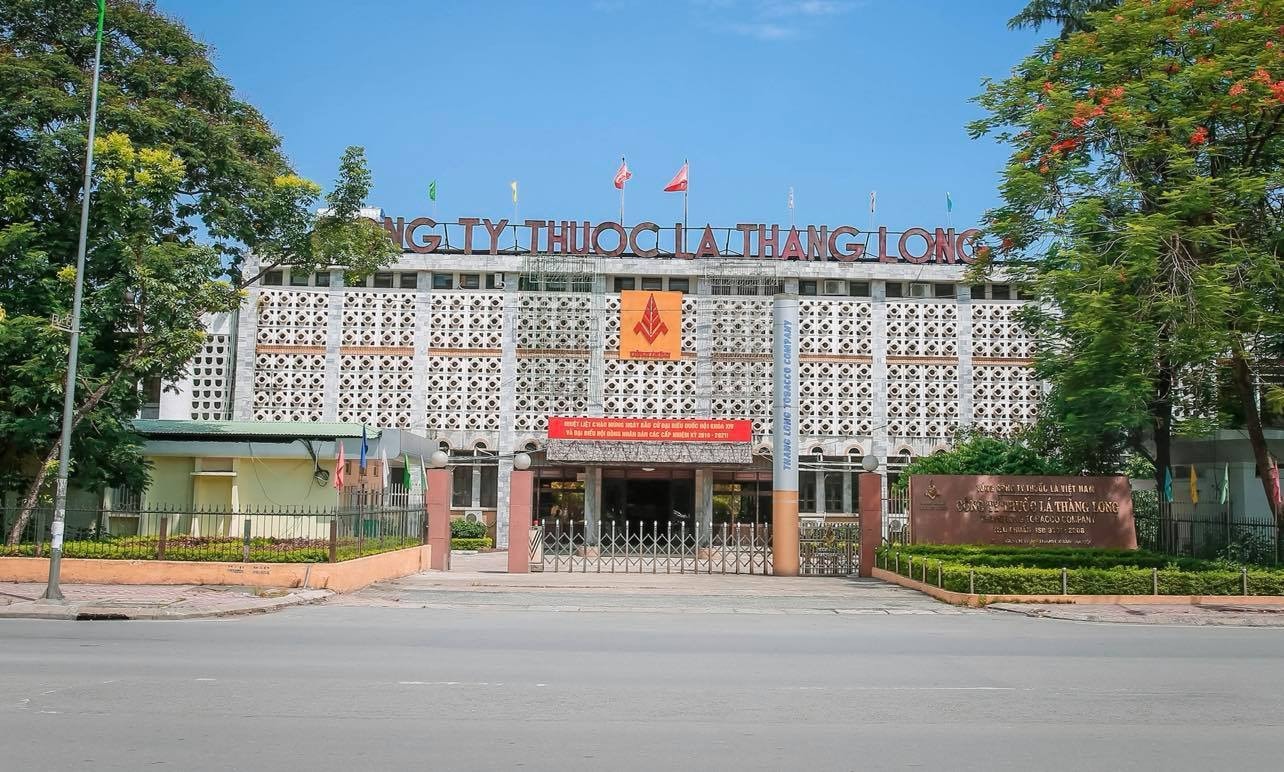 Hiện tại, Công ty Thuốc lá Thăng Long đã di dời nhà máy khỏi khu đất đắc địa ở mặt đường Nguyễn Trãi, bàn giao mặt bằng cho dự án mới và hoàn thành công tác chuyển sản xuất tới Khu công nghiệp Thạch Thất - Quốc Oai.