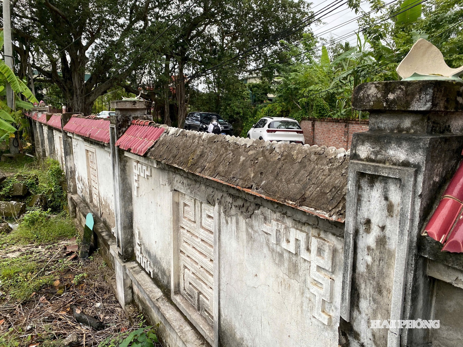 tuong-bao-den-quat.jpg