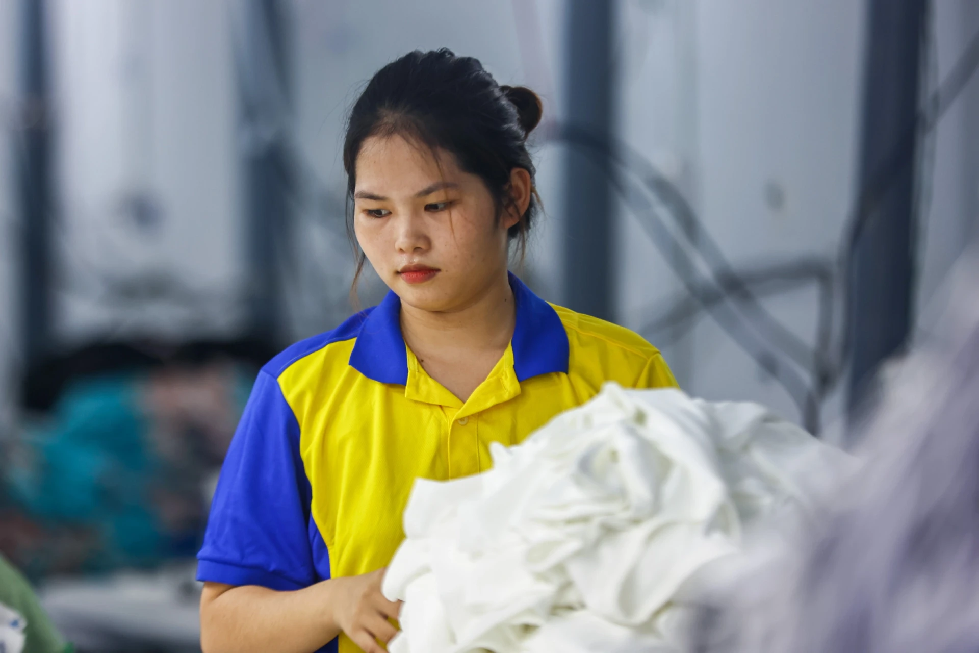 cong-nhan-1.webp