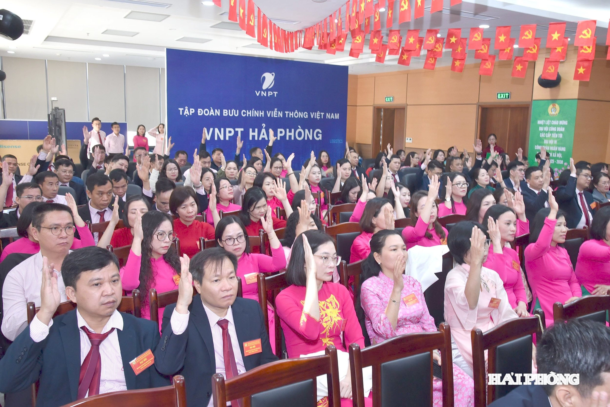 cong-doan-nhcs6(1).jpg