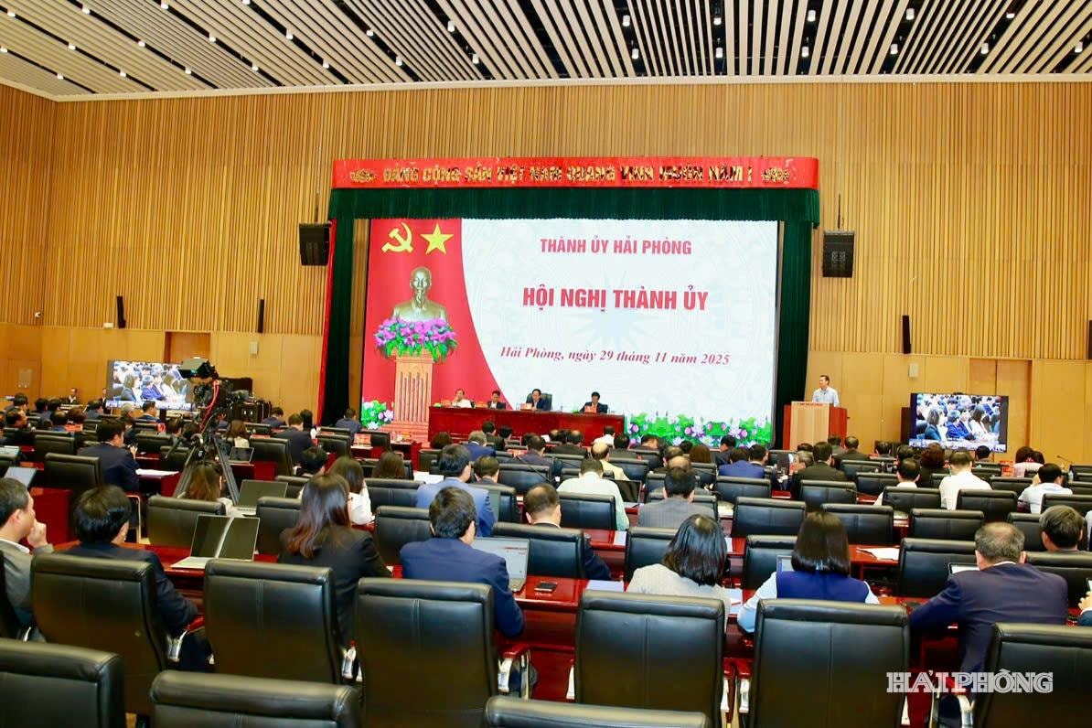 thanh-uy-hai-phong-3-.jpg