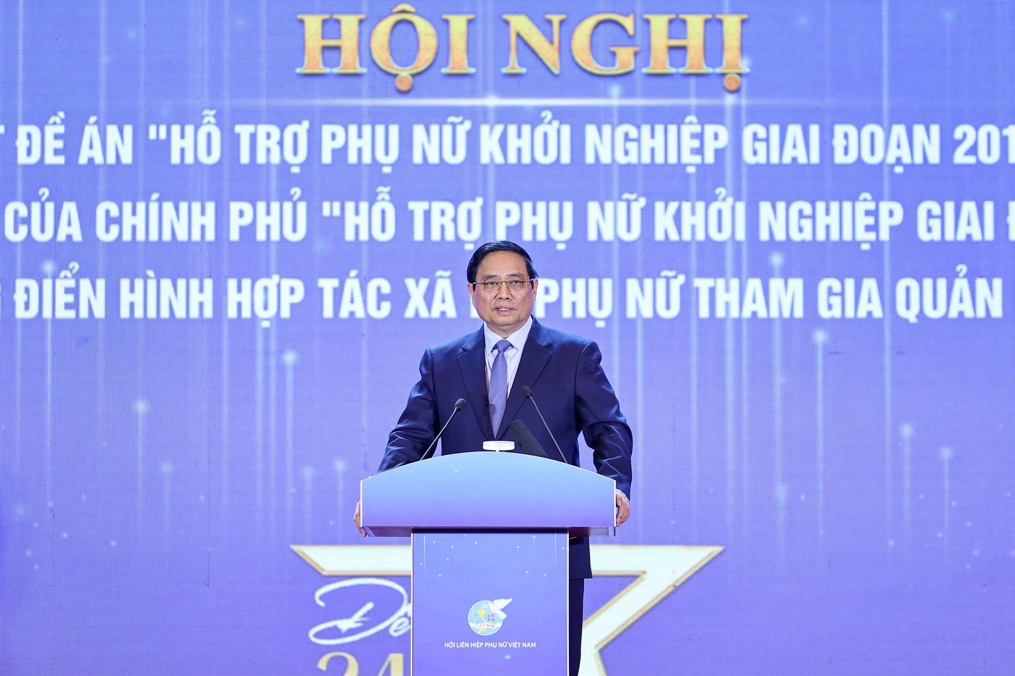 Thủ tướng: Phụ nữ Việt Nam ‘3 tiên phong’, ‘5 làm chủ’ trong khởi nghiệp sáng tạo- Ảnh 4. Thủ tướng: Phụ nữ Việt Nam ‘3 tiên phong’, ‘5 làm chủ’ trong khởi nghiệp sáng tạo- Ảnh 4.