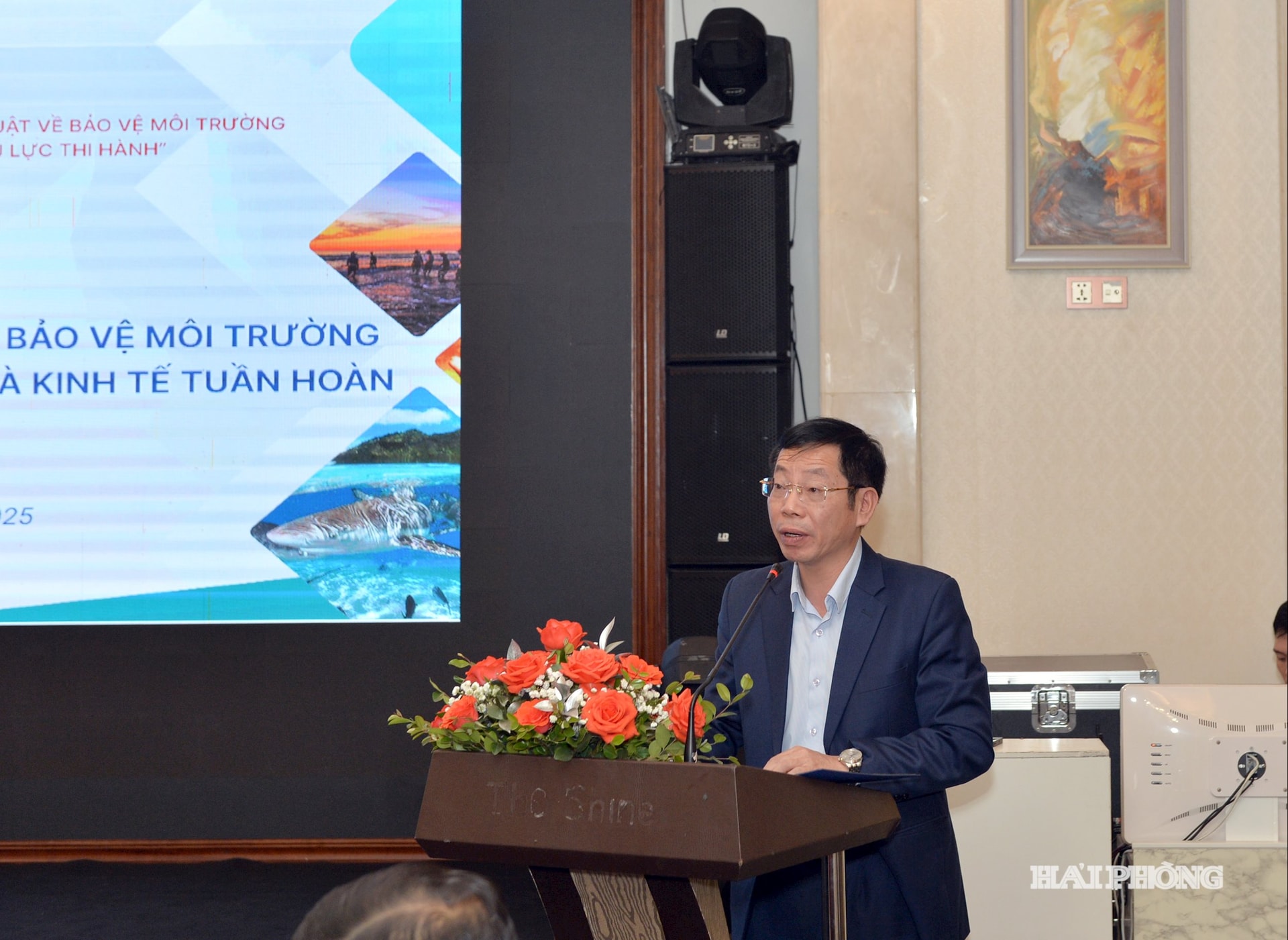 Soudruh Vu Tien Phung, místopředseda lidového výboru města Hai Phong, pronesl na workshopu uvítací projev.