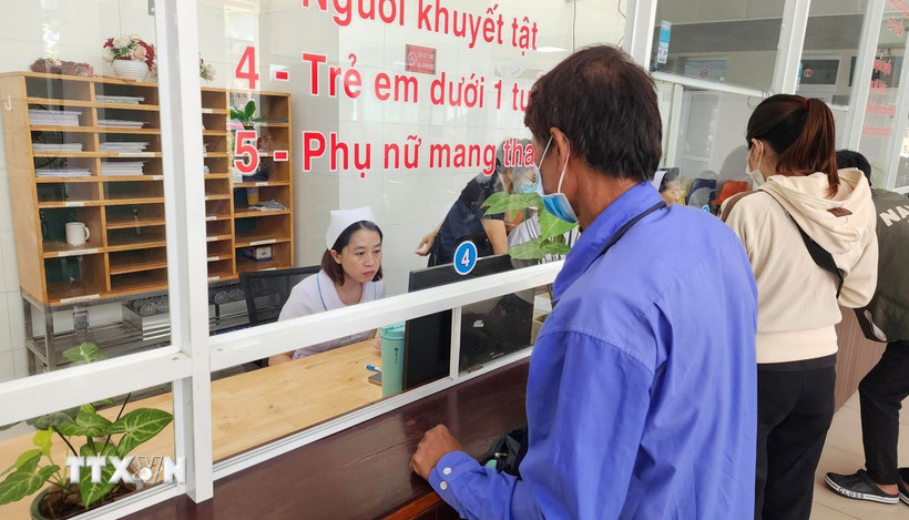 nghi-quyet-72-ve-giai-phap-cham-soc-suc-khoe-30-1.jpg