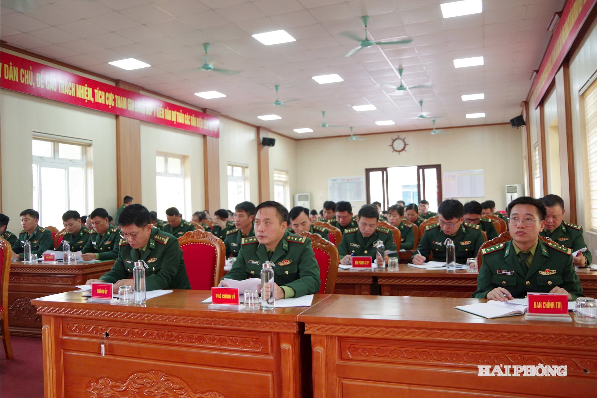 Quang cảnh hội nghị