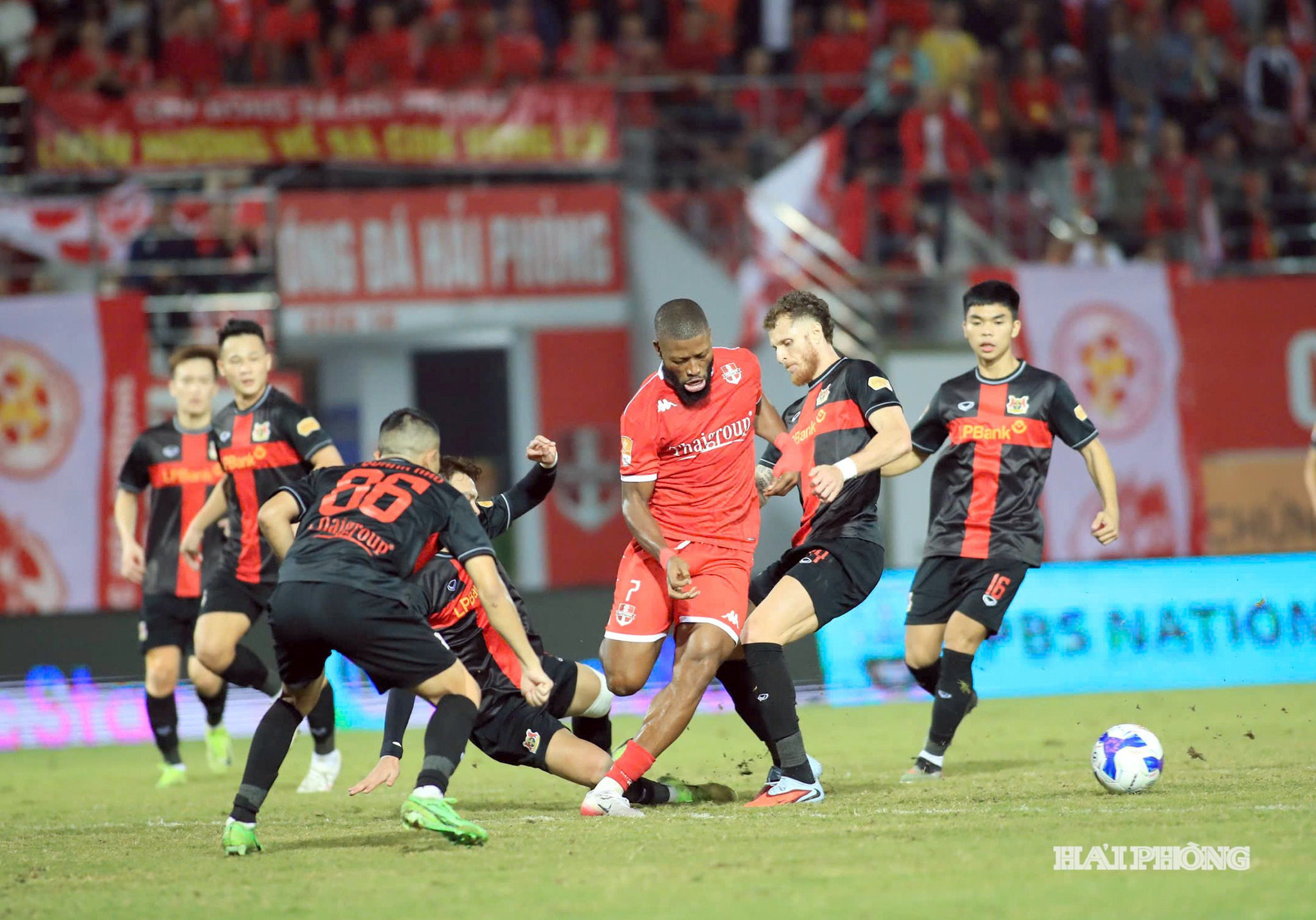 hp-vs-ninh-binh.jpg