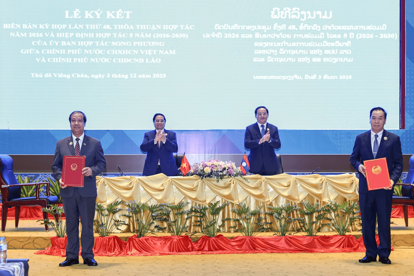 ky-ket-viet-lao.png