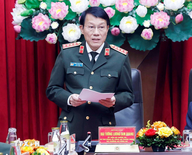 Đại tướng Lương Tam Quang, Ủy viên Bộ Chính trị, Bí thư Đảng ủy Công an Trung ương, phát biểu. (Ảnh: Thống Nhất/TTXVN) ttxvn-tong-bi-thu-to-lam-du-hoi-nghi-dang-uy-cong-an-trung-uong-04-5.jpg