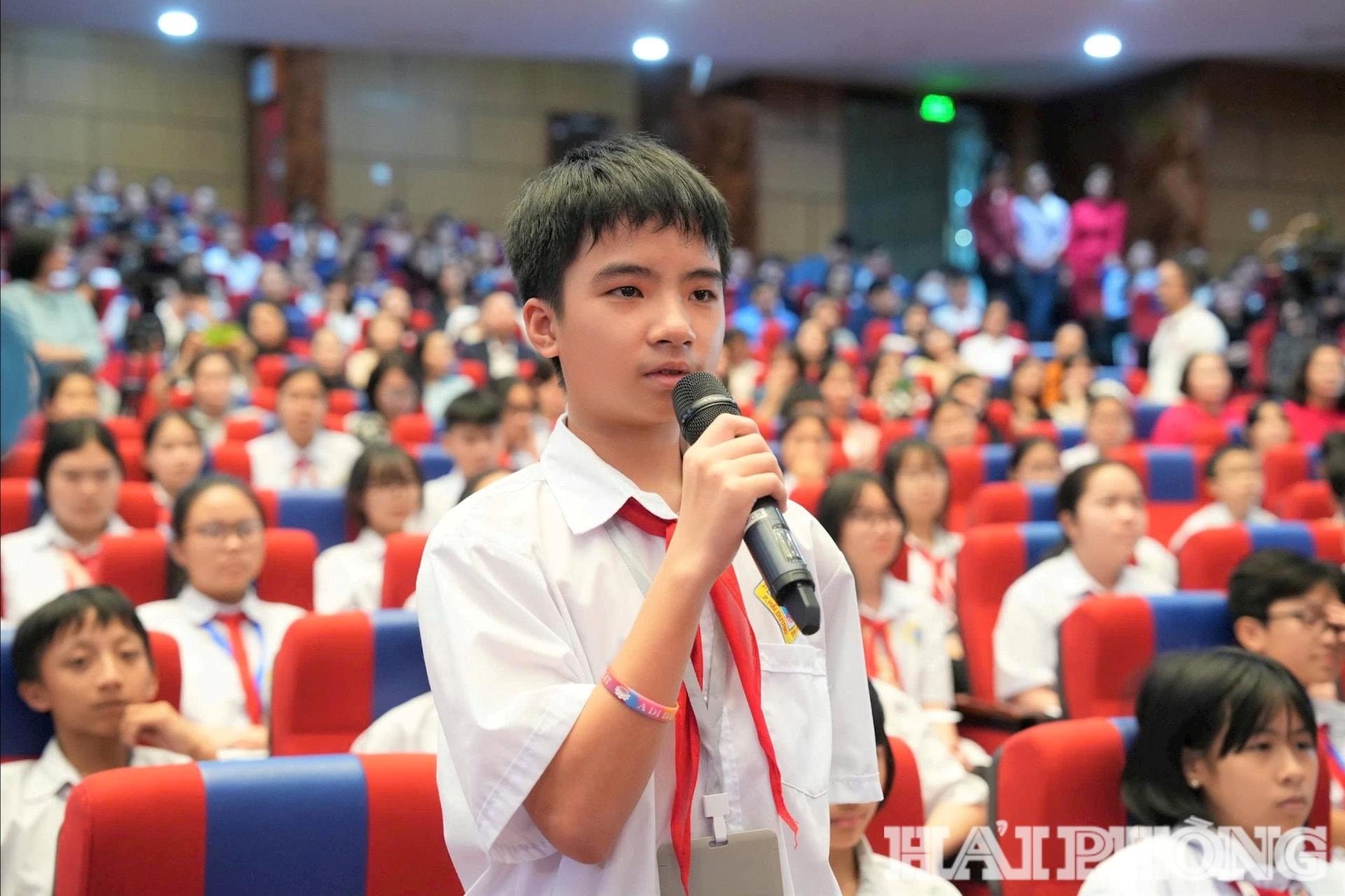 gen-h-dua-van-hoa-vao-truong-hoc(1).jpg?w=900