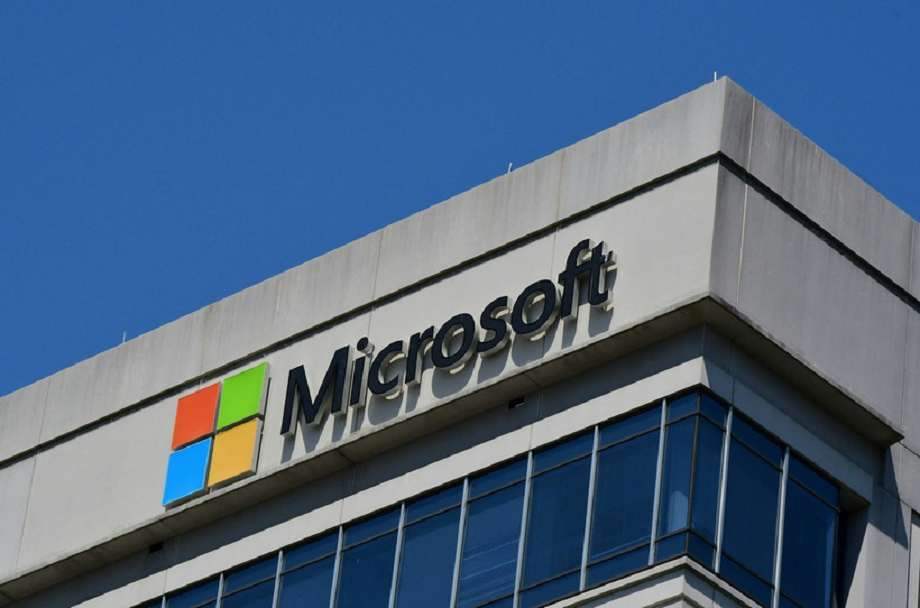 microsoft-tang-gia.png