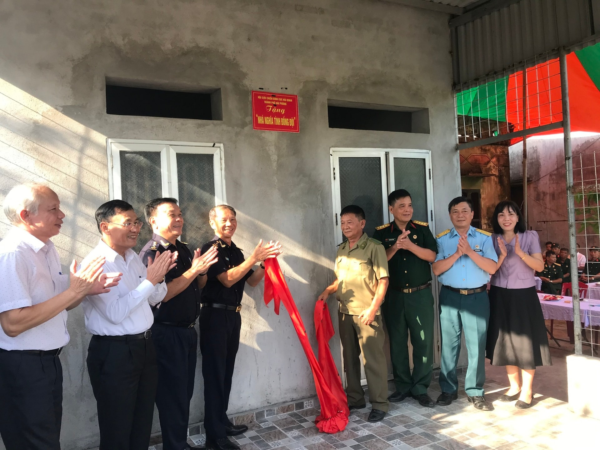 ngoi-nha-an-duong-e2033e2431c5a12099da6bc98cd5cf39.jpg