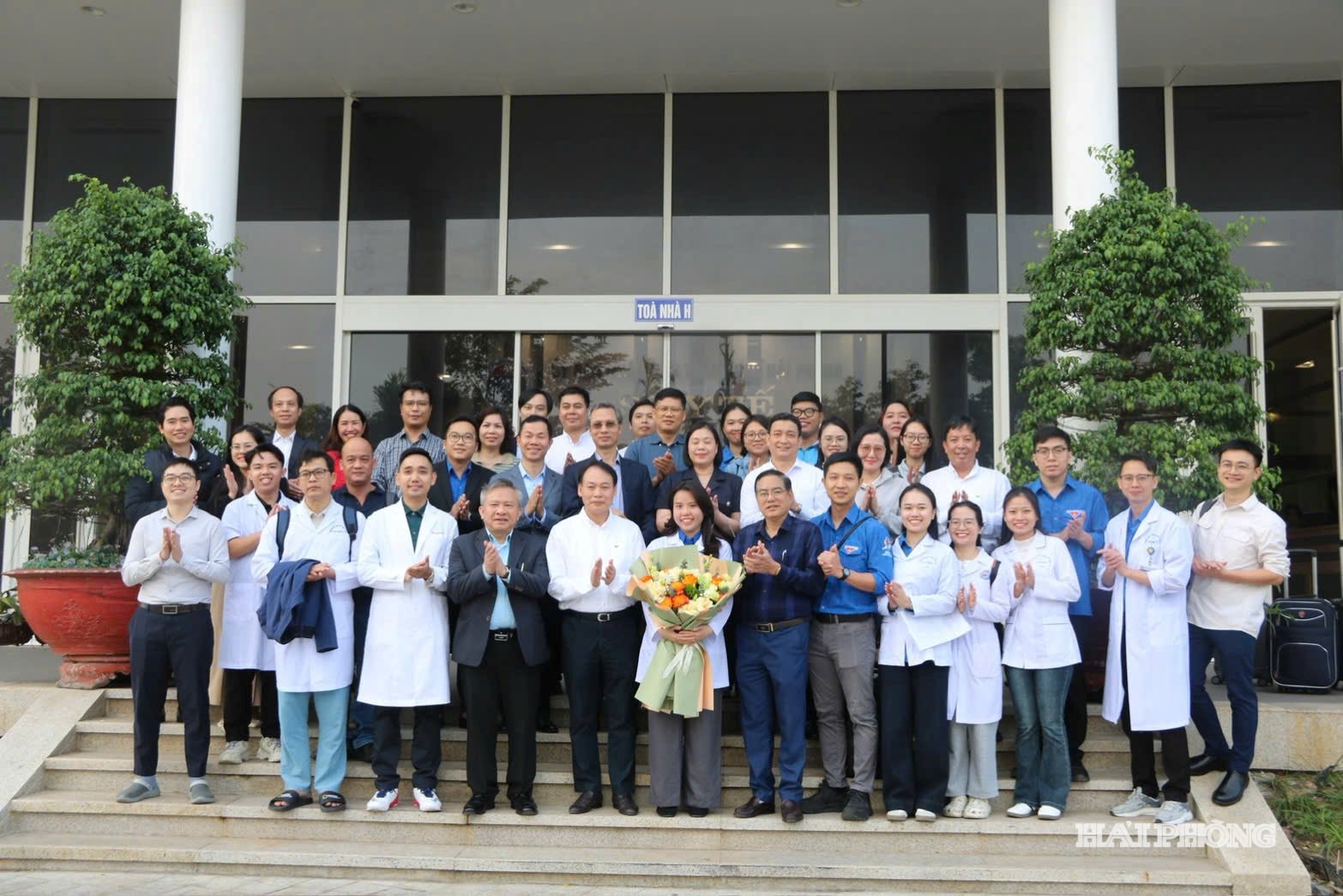 Membrii grupului de lucru