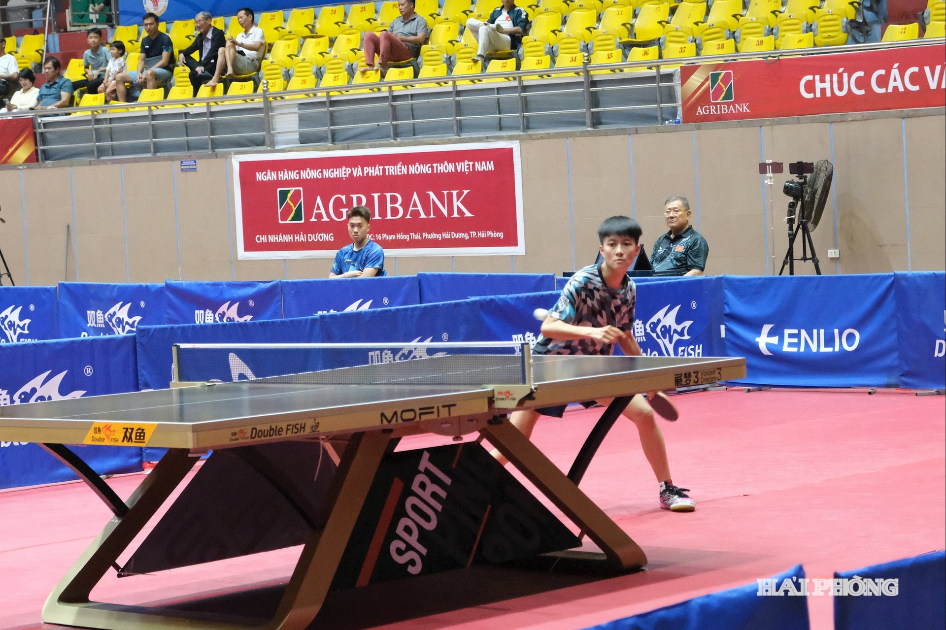 bui-ngoc-lan.jpg
