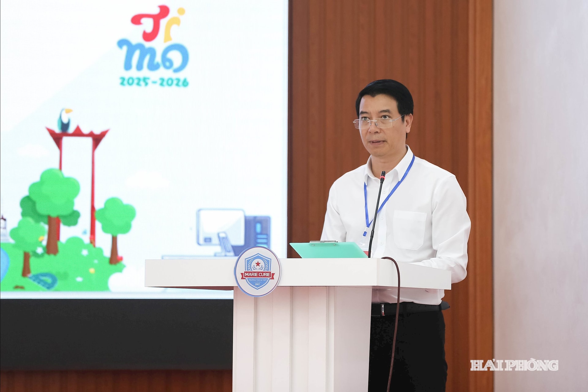Thầy Đinh Quốc Toản, quyền Hiệu trưởng Trường THCS & THPT Marie Curie II kỳ vọng sau lần tổ chức này sẽ có thêm nhiều học sinh tham gia, góp phần nâng tầm tri thức môn oán tiếng Anh và tạo nền tảng để học sinh phát huy năng lực nghiên cứu khoa học.